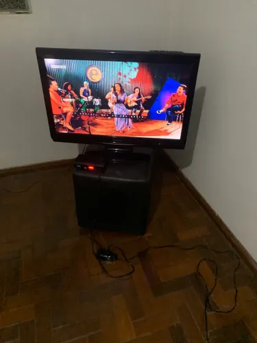 Vendo excelente TV para a copa do mundo 
