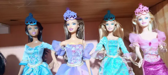 Barbie e às três mosqueteiras venda separadas