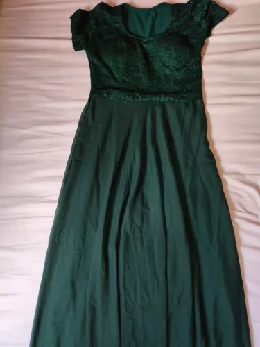 Vestido de festa longo, verde esmeralda. Novo, nunca usado.