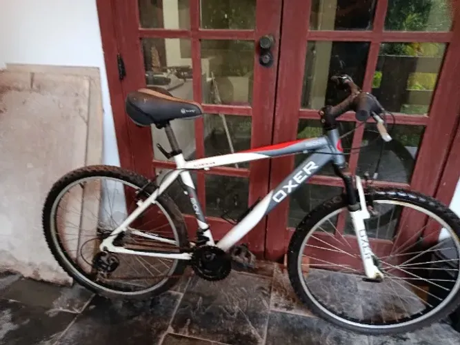 Bicicleta Oxer Vision Aro 26 - Quadro em Alumínio / Shimano (Para Revisar)