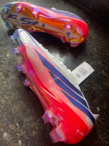 Chuteira Adidas F50 Modelo Copa 2026