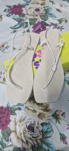 Sandália sapatinho de luxo