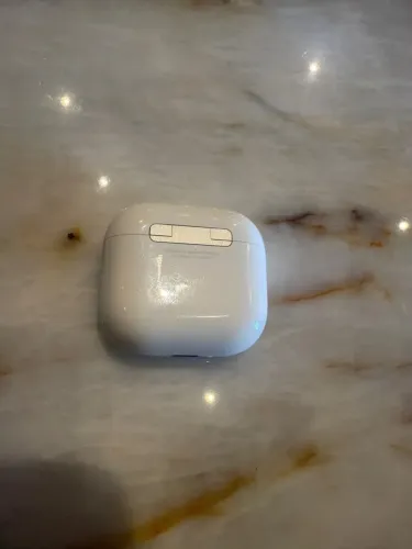 VENDO APPLE AIRPODS 4 ? 
