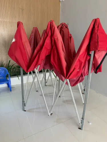 Tenda articulada