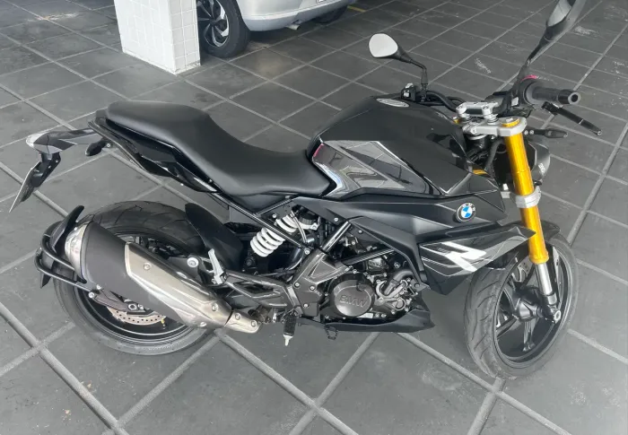 BMW G310r 
