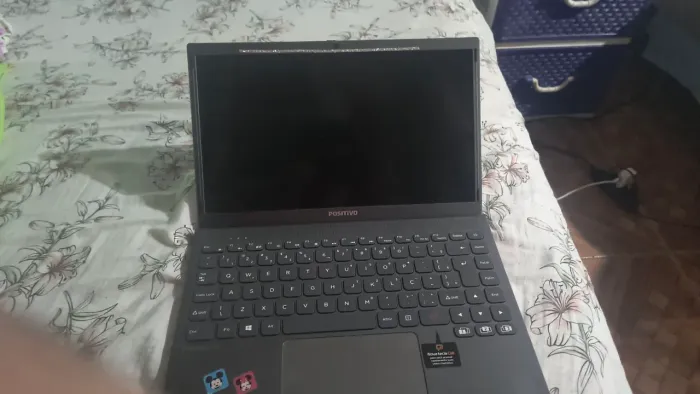 Notebook positivo sem a bateria 