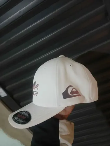 Boné Quiksilver original