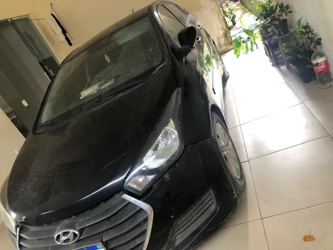 Hyundai HB20S C.plus/c.style1.0 Flex 12V Mec. 4P 2015