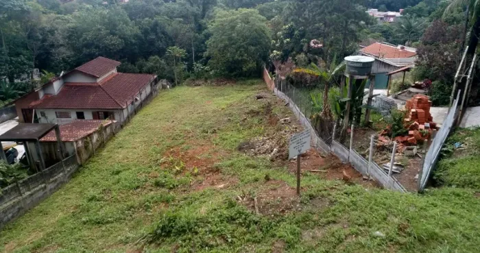 Vendo/Troco/Permuta Terreno de 1.782m2 em Condomínio Fechado em Cotia