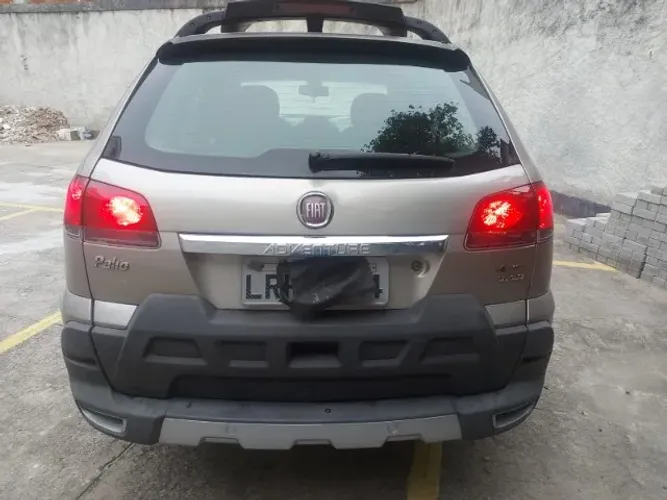 Fiat Palio Week.adv.lock.dualogic 1.8 Flex 2014