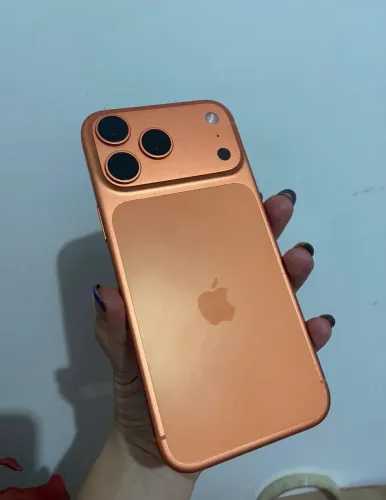 iPhone 17 pro max 