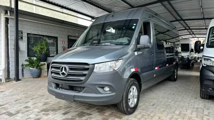 Mercedes-Benz Sprinter 417 F Vidr. Extra L.t.a. D (e6) 2027
