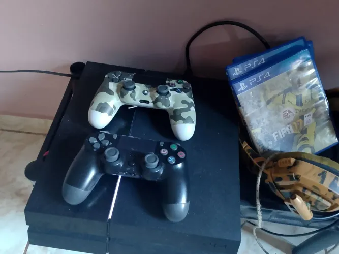 PS4 SLIM 1 TB