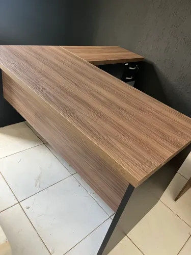 MESA DE ESCRITORIO EM L 1.50 COM GAVETAS LOJA IKONOFFICE