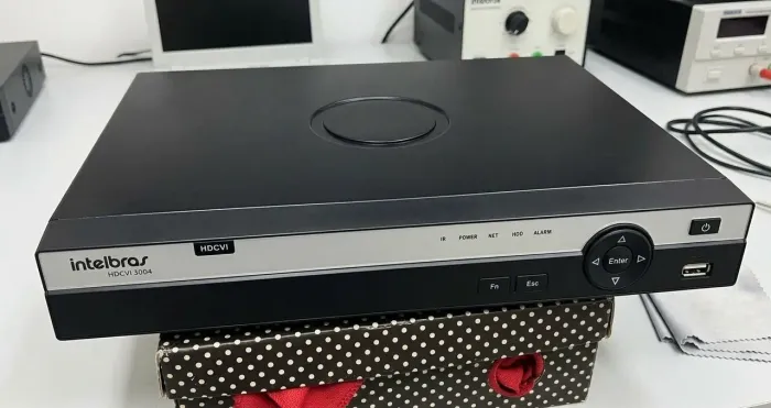DVR Intelbras HDCVI 3004 - 4 Canais (Gravador de Vídeo para Câmeras de Segurança)