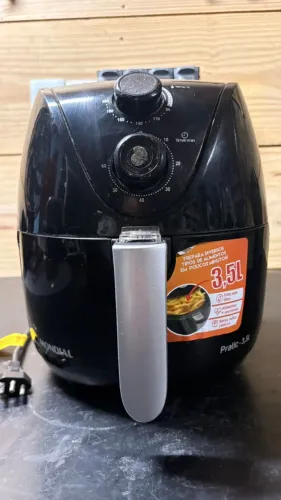 Fritadeira Air Fryer Mondial 3,5L 1500W AF-31 (Semi-nova)
