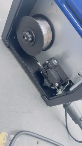 Máquina de solda MiG 0 zero boxer 