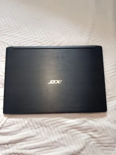 Notebook Acer conservado