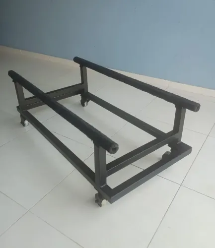 Berço para jet ski carrinho carretinha jet seadoo yamaha