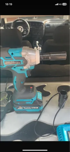 Vendo kit de furadeira - NEGOCIÁVEL-