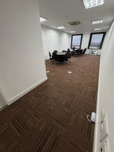 Sala Comercial para Locação em Barueri, Alphaville Industrial, 1 banheiro, 1 vaga