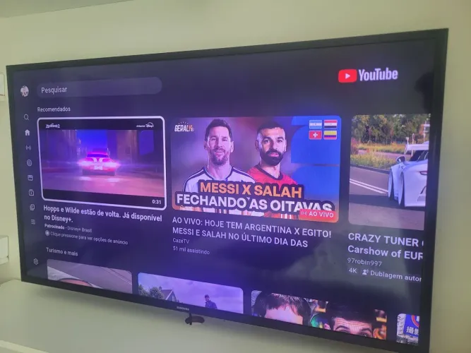 Smart TV Samsung 43 polegadas (está sem o suporte base)