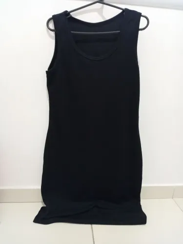 Vestido colado preto 44