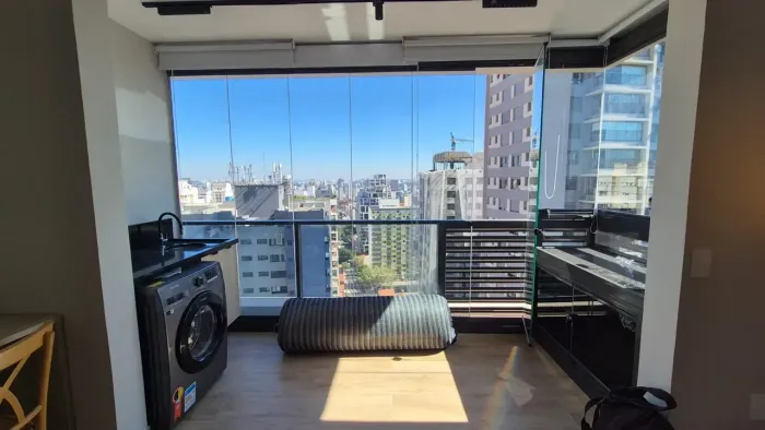 Studio Alto Padrão | 30m² | Pinheiros | Mobiliado | 1 quadra do Hospital das Clínicas |