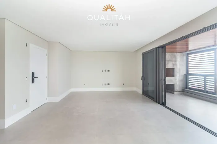 Apartamento com 3 suítes e vista mar à venda no Edifício Marechiaro