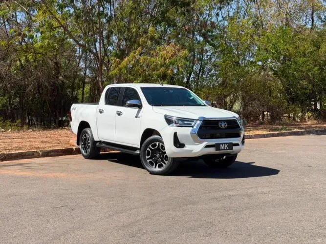 Toyota Hilux CD SRX 4X4 2.8 TDI 16V Diesel Aut. 2021