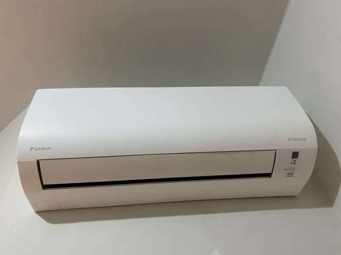Ar-condicionado Hw Inverter Daikin Full 9.000 Frio - 220v