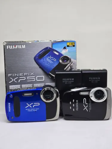 Kit 2 Câmeras Fujifilm XP50 + XP10 - Promoção
