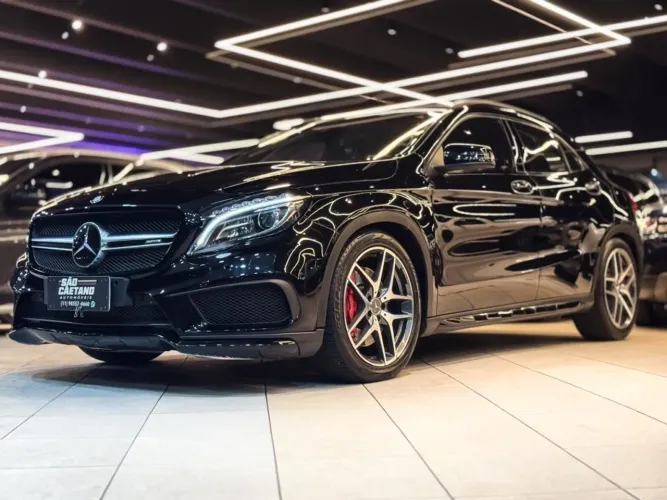 Mercedes-Benz GLA 45 AMG 4matic 2.0 Turbo Aut. 2015