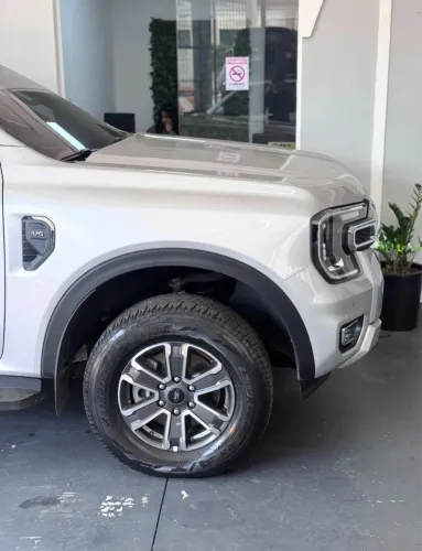 Ford Ranger XLT 3.0 V6 4X4 CD TB Die. Aut. 2024