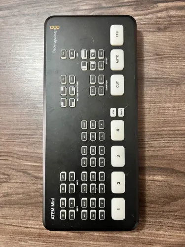 ATEM MINI BLACKMAGIC