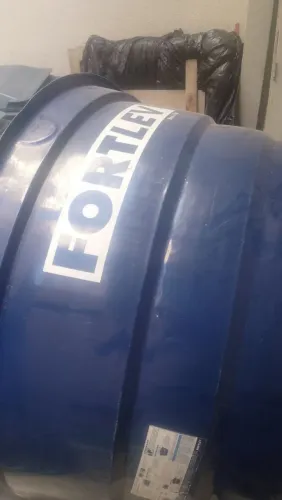 Caixa de água fortlev 500Litros usada sem tampa.