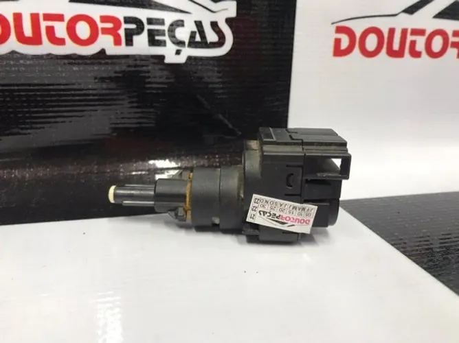 Sensor Interruptor Luz De Freio Fox Gol Polo Golf A3 8q0945511