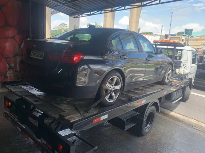 Sucata bmw 320 somente para pecas