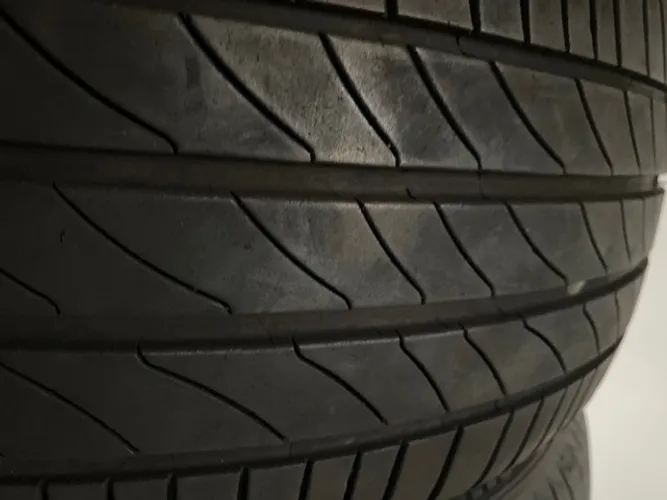 Pneu 205/50/17 Michelin Primacy 3 original da Ecosport 