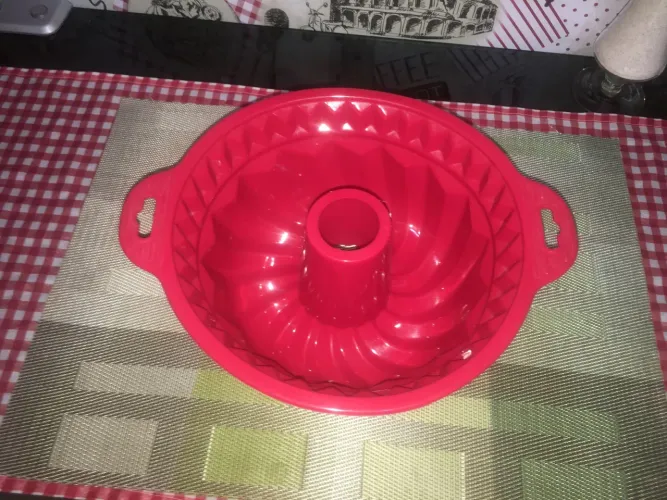 Forma de silicone vermelha 