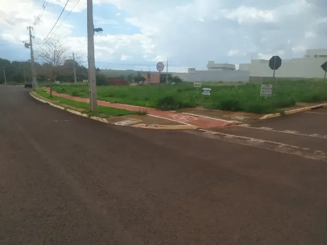 Terreno comercial no jardim Munique