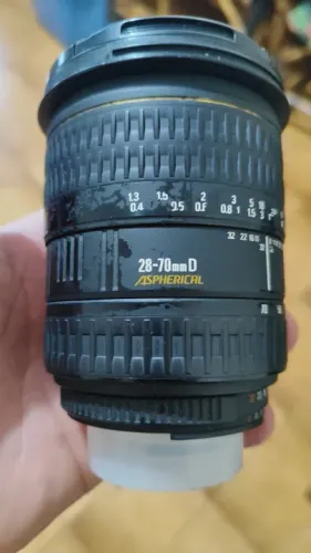 Lente Sigma 28-70 F 2.8