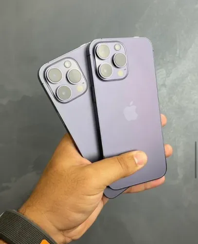 iPhone 14 pro roxo