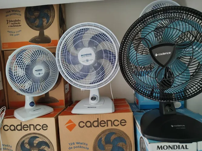 Ventilador de Mesa 126 Watts Mondial e Cadence