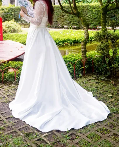 Vestido de noiva  longo com renda