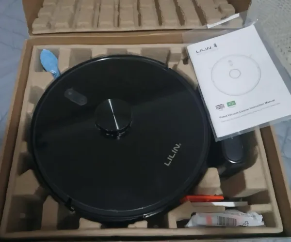 Robô NOVO limpa e passa pano