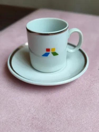 Xícara café porcelana Nicolas Lanas Barrios