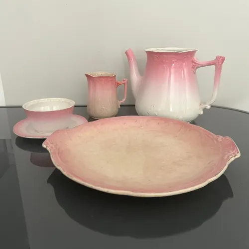 Jogo de Café/Chá antigo em Porcelana