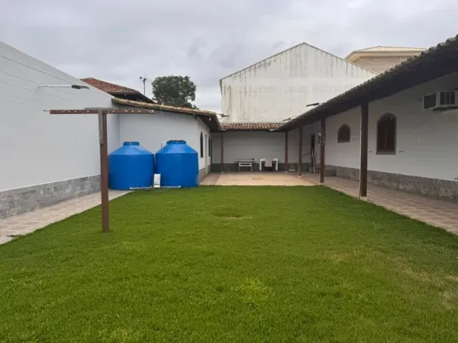 ALUGO CASA LINEAR MIRANTE DA LAGOA, 4 QUARTOS