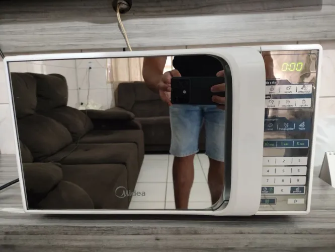 Microondas Midea Espelhado,20 lts, entrego e dou garantia 